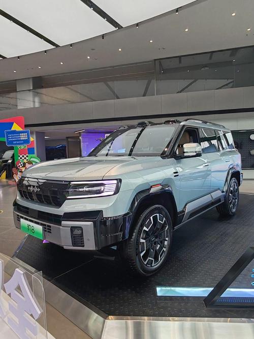 深圳坪山区清景广企业管理咨询比亚迪方程豹硬派越野的爆款，英菲尼迪35周年与你共成长